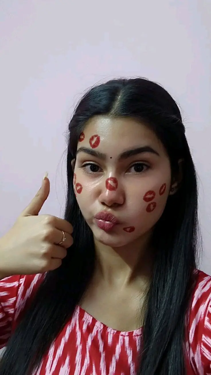 photo-poses-real-simple-girl-image-hide-face