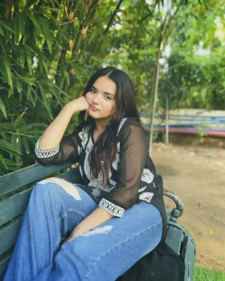 real simple girl image hd