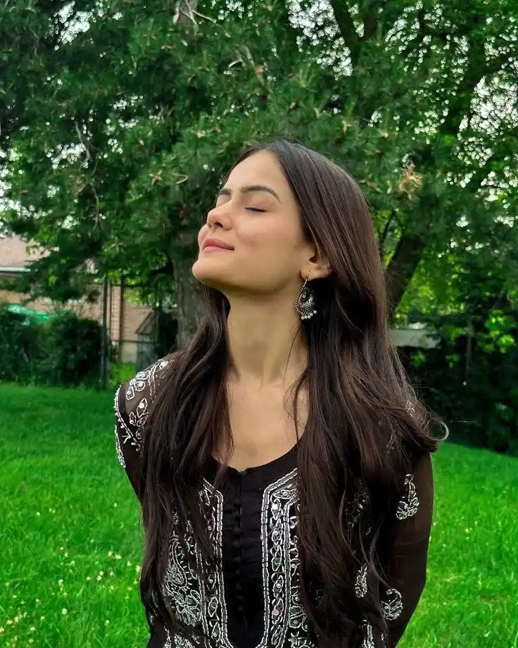 real simple girl photo download