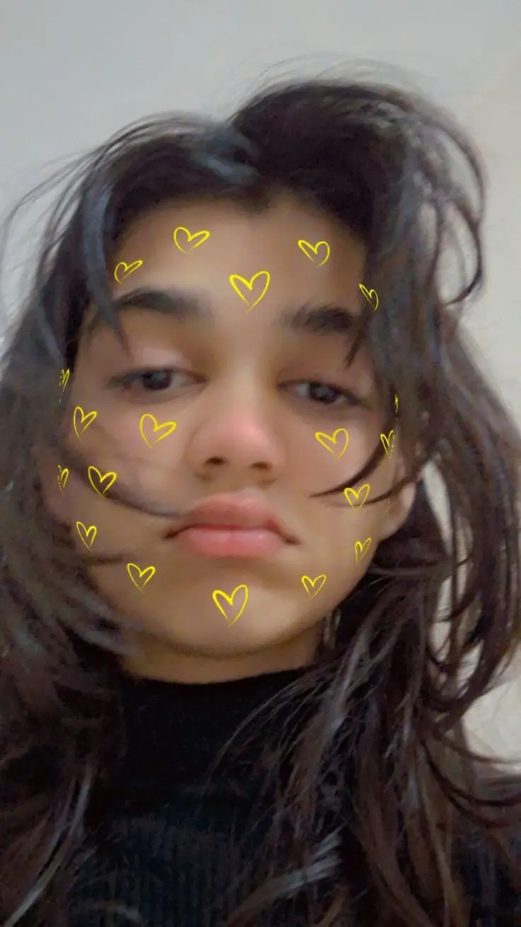 real-simple-girl-photo-wallpaper