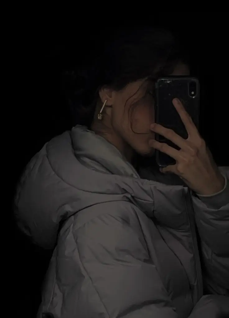 sad-girl-dp-anime-for-instagram