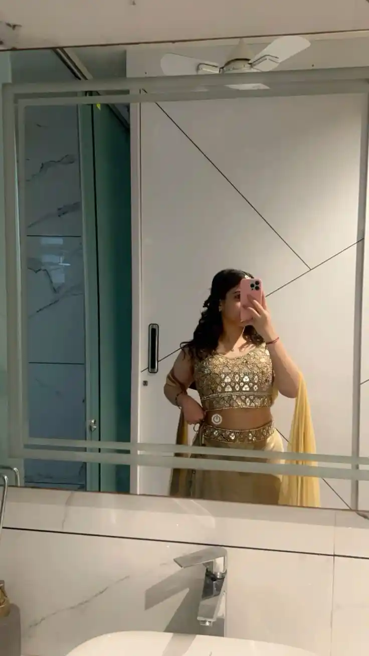 single girl dp attitude for instagram in english