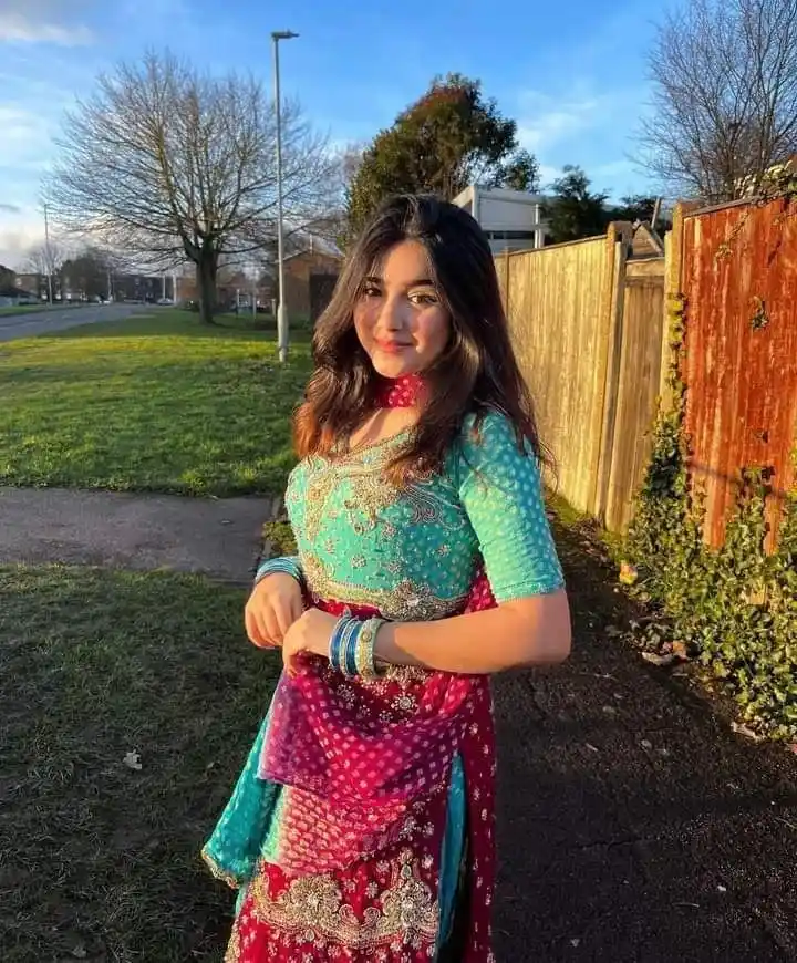 student real simple girl image download