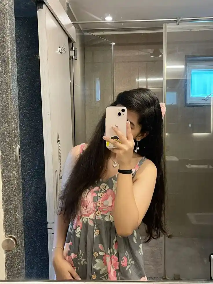stylish attitude girl dp stylish attitude girl dp