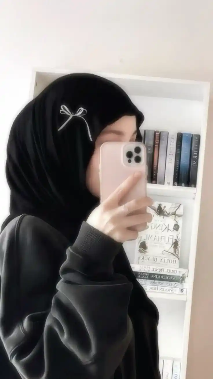 stylish muslim girls dp for instagram